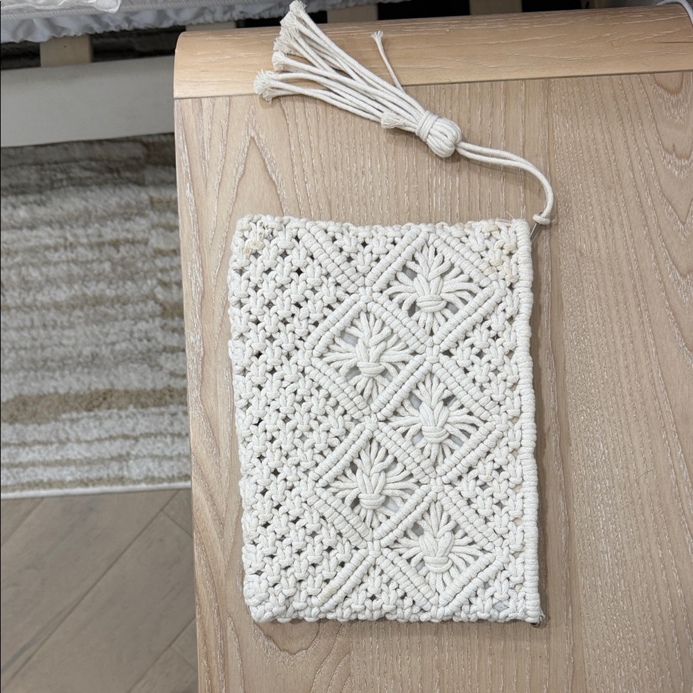 Handcrafted Cream crochet clutch